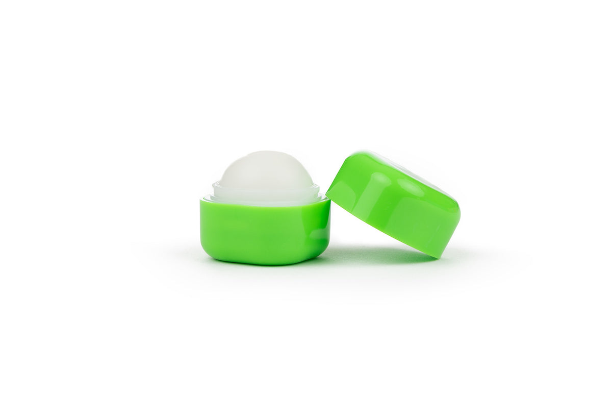 EssenZen nourishing cube lip balm with shea butter and tallow